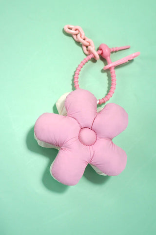 Trending Puffy Daisy Fabric Bag Charm Keychain