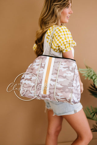 Beach Bag with Mini Wristlet Pouch – Lightweight Tote with Magnetic Closure