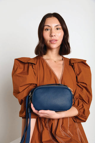 Sky Dual Zip Crossbody – Compact Everyday Travel Bag