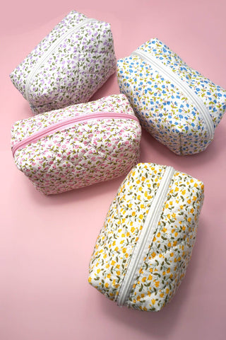 Ditsy Quilted Cotton Floral Cosmetic Pouch – Vintage Travel Bag